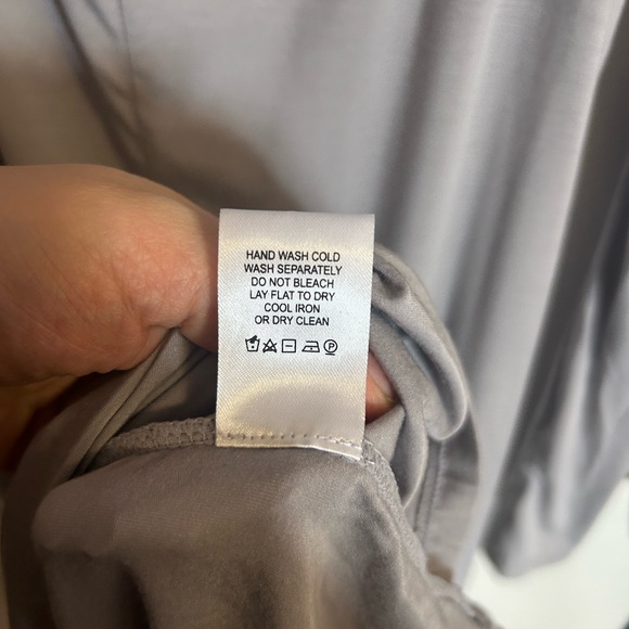 NWT Helsa Jersey Backless Maxi Dress in Dove Grey - Picture 7 of 10